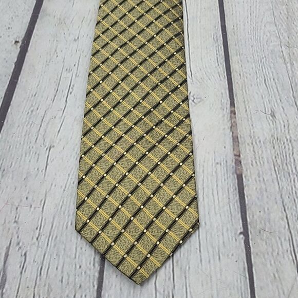 Vintage Handmade Silk Tan Brown Diamond Pattern Tie - Picture 1 of 7